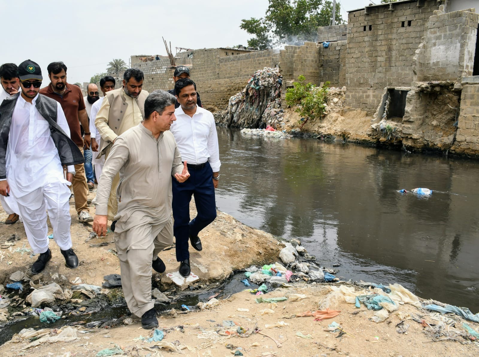 Commissioner Karachi Syed Hasan Naqvi visited two districts Reviewed anti-polio efforts in high-risk areas on 07/06/2024