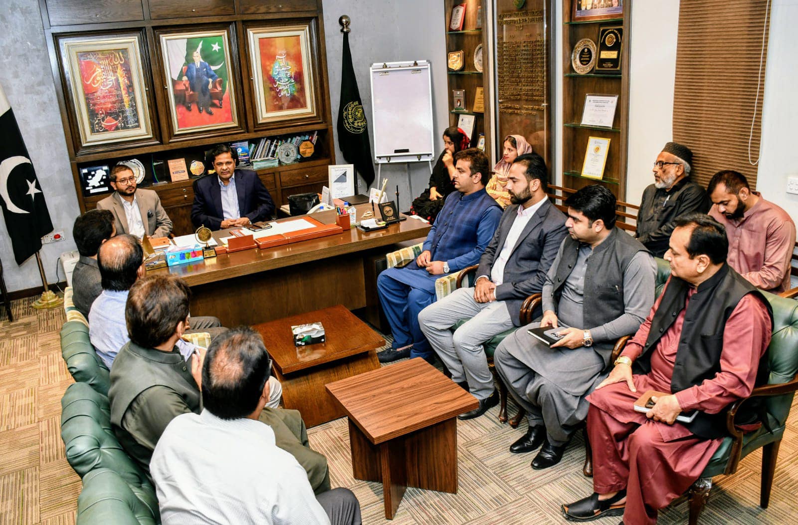 Commissioner Karachi Syed Hassan Naqvi visited district Korangi and met with officers of various departments, Syed Jawad Muzaffar DC Korangi briefed the Chair and the Commissioner Karachi on 17/04/2024