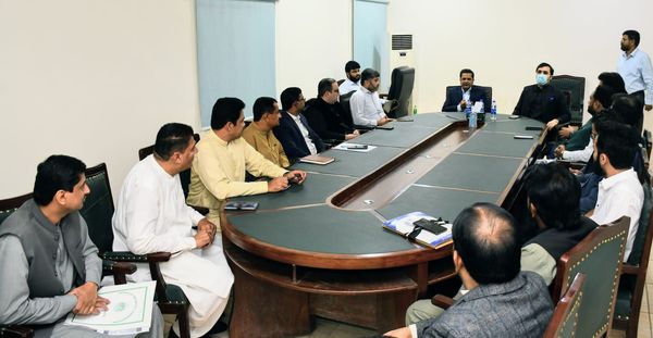 Commissioner Karachi Syed Hassan Naqvi visited Deputy Commissioner West Karachi office and briefed by DC West Mr. Ahmed Ali Siddiqui and introduced with all ACs, Mukhtiarkars of district on 15/04/2024