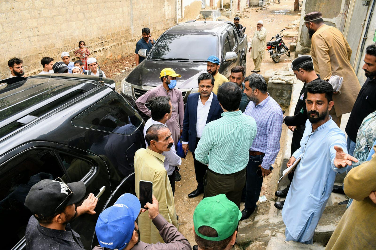 Commissioner Karachi visit to Super High Risk UC