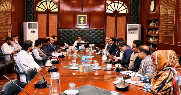 Commissioner Karachi chaired a review meeting with all Deputy Commissioner along with Assistant Commissioners