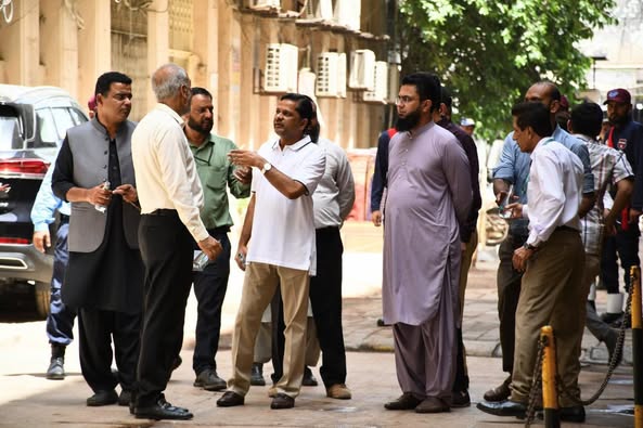 Commissioner Karachi along with Deputy Commissioner South and concerned officials visited District South