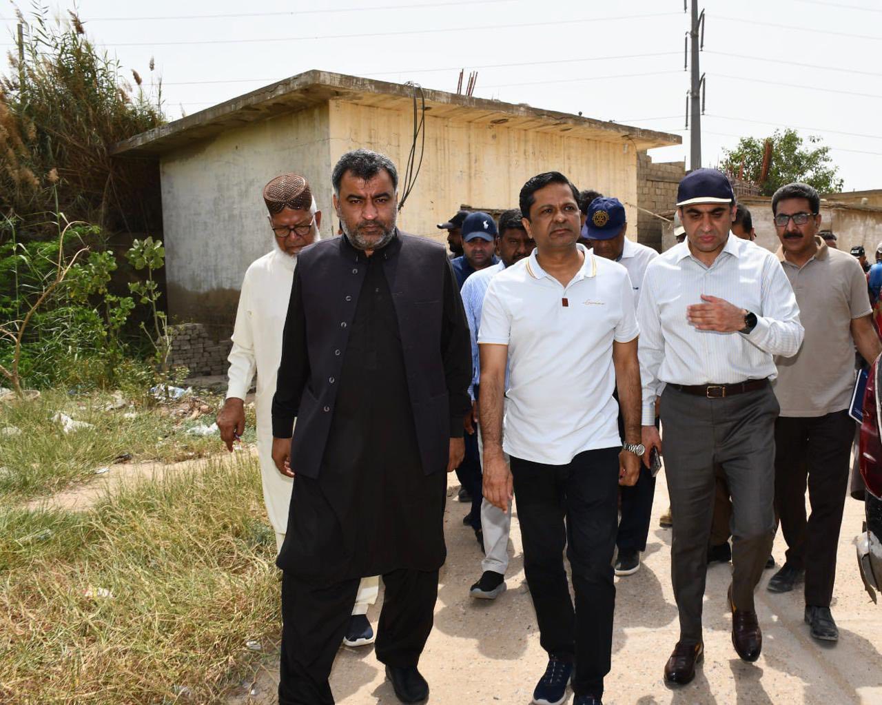 Commissioner Karachi Reviews Polio Campaign in Korangi