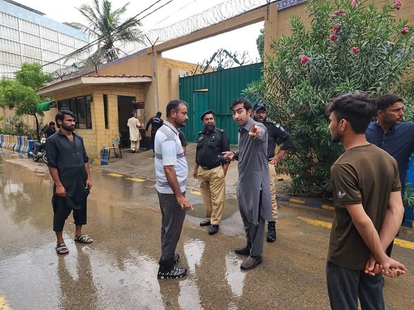 Assistant Commissioner Civil Lines in field 
