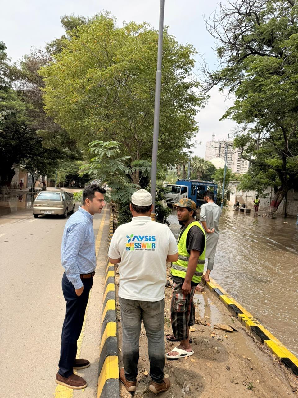 Mukhitarkar Arambagh clearing rainwater