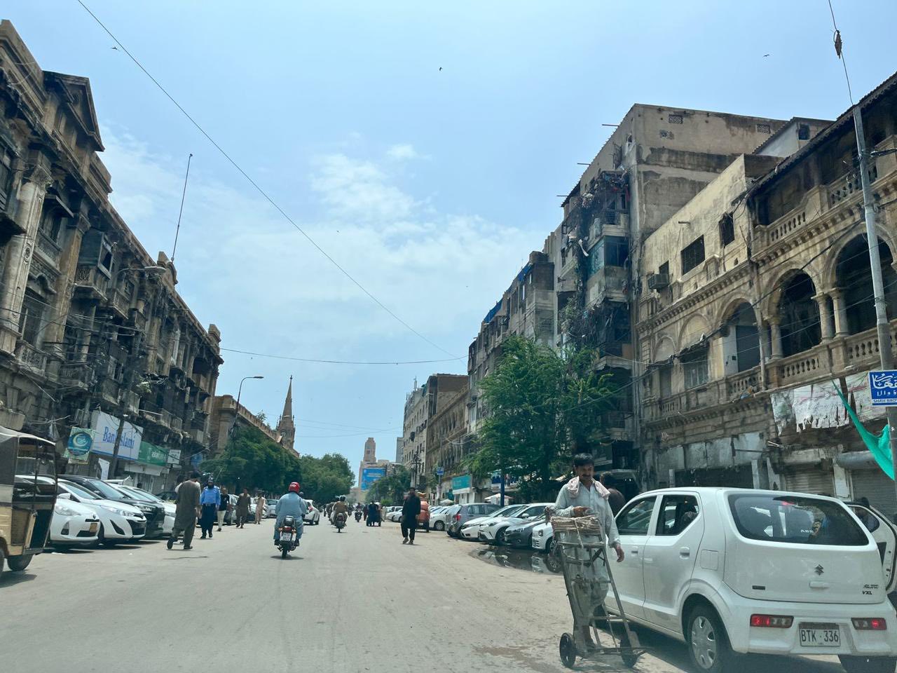 MA Jinnah Road and Sindh Assembly are completely clear