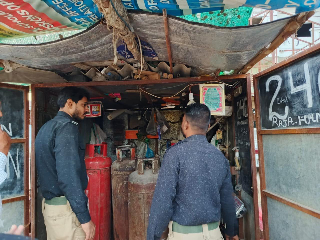 Operation against unauthorized LPG Cabin / shops